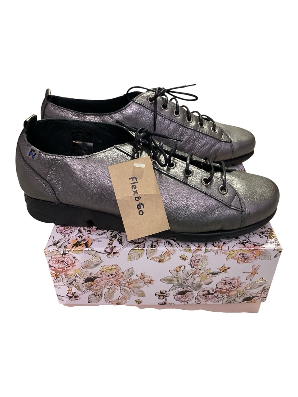 NWT Flex & Go Metallic Pewter Leather Oxford Shoes - Made in Portugal - Sizе: 38